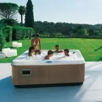 Басейн SPA Jacuzzi Profile 235/239 x 211/215x 93 H, аромотерапія, ClearRay, Cobalt/TEAK (944486397) - Фото 1